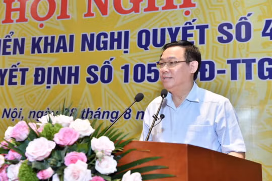 Phó Thủ tướng Chính phủ Vương Đình Huệ chỉ đạo tại Hội nghị