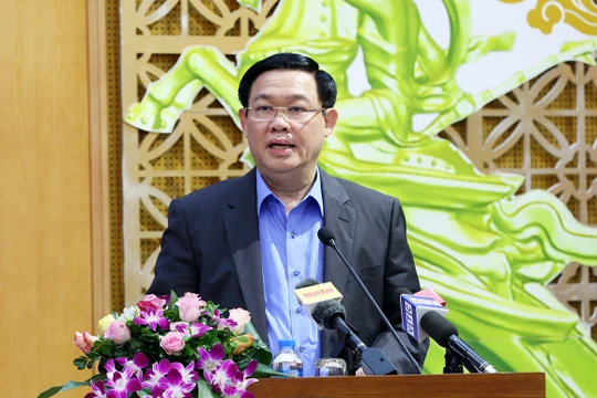 Phó Thủ tướng Vương Đình Huệ phát biểu tại Hội nghị - Nguồn: Thành Chung/VGP