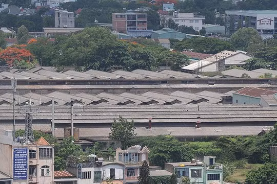 Khu nhà xưởng của Công ty Cổ phần Dệt may Thắng Lợi (mái đen xám). (Ảnh: Internet)