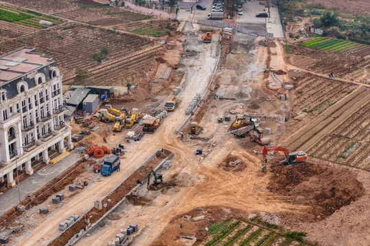 Nghịch lý trong giao đất theo tiến độ