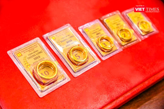 Vàng trong nước lao dốc. Ảnh minh họa