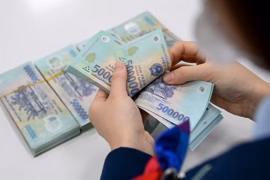 Lãi suất cho vay trung bình đã giảm 2,2% so với cuối năm 2022