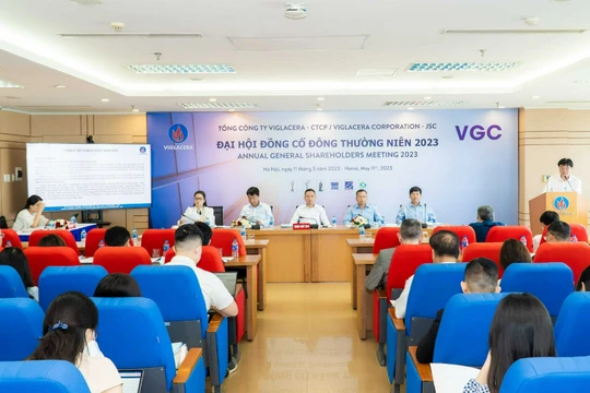 ĐHĐCĐ thường niên năm 2023 của Viglacera thông qua nhiều nội dung quan trọng