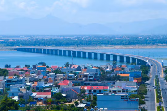 Hoà Phát và PETMAL Oil Holdings chen chân làm cảng biển, nhà máy gang thép, lọc hoá dầu tại Phú Yên