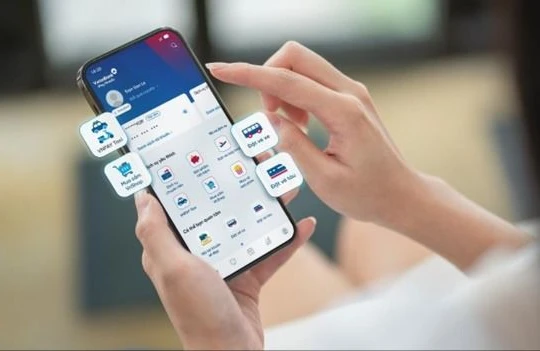 Bùng nổ cuối năm, VietinBank iPay Mobile tặng iPhone 16 cho người dùng