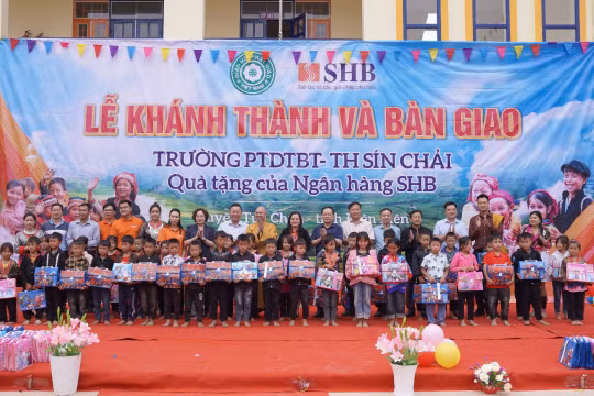 Khánh thành 2 công trình lớp học trị giá 12,5 tỷ đồng tại tỉnh Điện Biên do SHB trao tặng