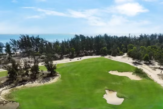 Golden Sands Golf Resort: Sân golf thử thách và thân thiện nhất Việt Nam