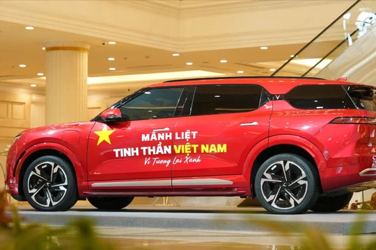 Vinfast hợp tác FGF hỗ trợ khách hàng thu cũ xe xăng, đổi mới ô tô điện 