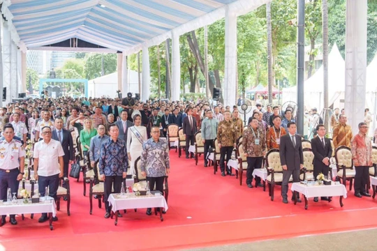 Xanh SM khai trương dịch vụ taxi điện tại Indonesia 