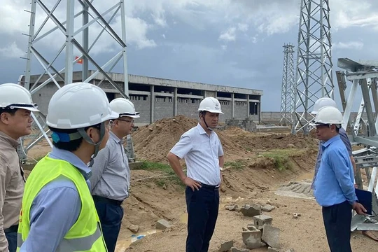 Đẩy nhanh tiến độ Dự án Trạm biến áp 220kV Ninh Hòa và đường dây đấu nối tỉnh Khánh Hòa 