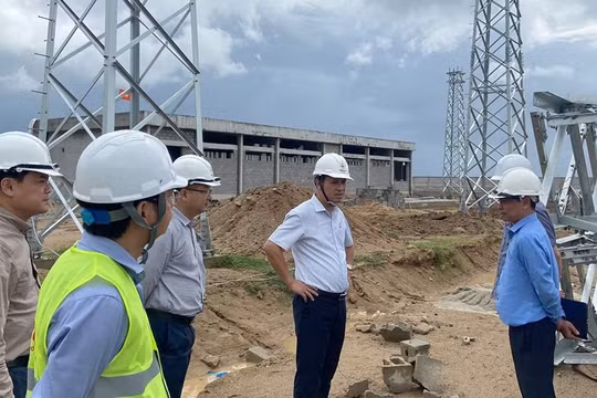Đẩy nhanh tiến độ Dự án Trạm biến áp 220kV Ninh Hòa và đường dây đấu nối tỉnh Khánh Hòa 