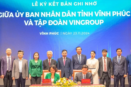 UBND tỉnh Vĩnh Phúc và Tập đoàn Vingroup ký kết thỏa thuận hợp tác toàn diện về chuyển đổi xanh 