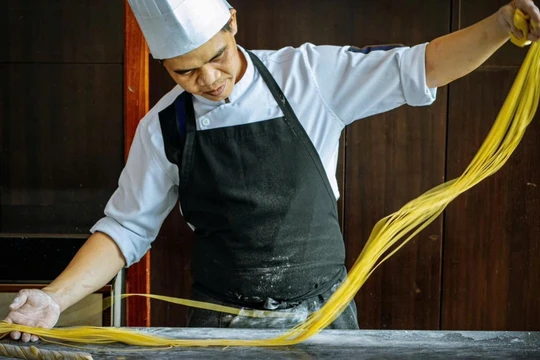 Hành trình 12 năm vươn lên dẫn đầu ẩm thực Trung Hoa tại Đà Nẵng - Golden Dragon