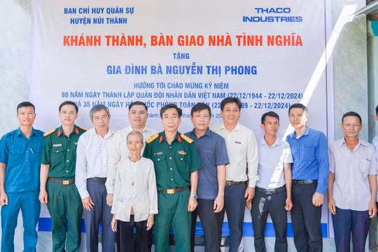 THACO Chu Lai trao tặng 37 ngôi nhà tình nghĩa cho tỉnh Quảng Nam