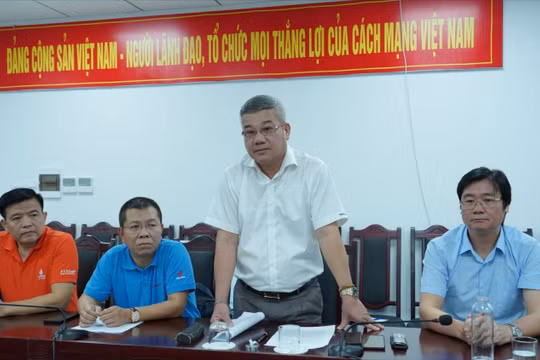 Đoàn công tác Petrovietnam thăm hỏi, hỗ trợ người dân Sơn La và Điện Biên khắc phục hậu quả mưa lũ