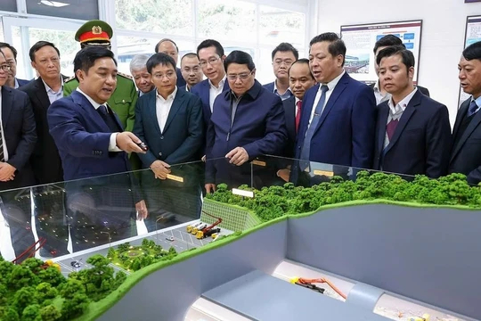 Nhạc phẩm “Khi Tổ quốc cần” - Khát vọng cống hiến và sứ mệnh xây dựng tương lai