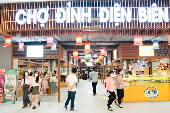 Vincom Plaza Điện Biên Phủ kiến tạo dấu ấn tiên phong nơi mảnh đất lịch sử