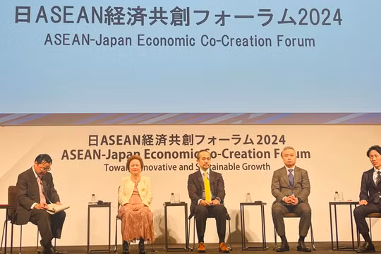 Chủ tịch BRG chia sẻ tại tọa đàm Chuyển đổi xanh trong Diễn đàn Đồng Sáng tạo Kinh tế ASEAN