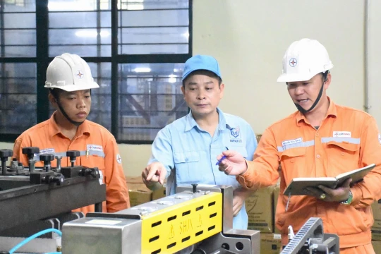 Điện lực Hà Nội tăng cường đảm bảo cung ứng điện