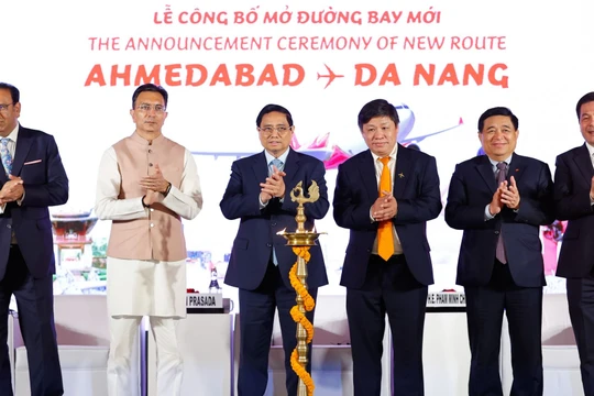 Vietjet chào đón hành khách thứ 200 triệu, công bố đường bay Ahmedabad (Ấn Độ) – Đà Nẵng