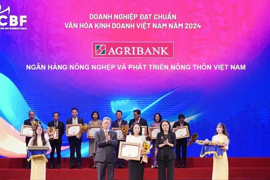 Agribank - Doanh nghiệp đạt chuẩn Văn hóa kinh doanh Việt Nam năm 2024
