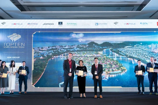 BCI Asia Awards 2024 tiếp tục vinh danh Sun Group trong “Top 10 chủ đầu tư hàng đầu Việt Nam”