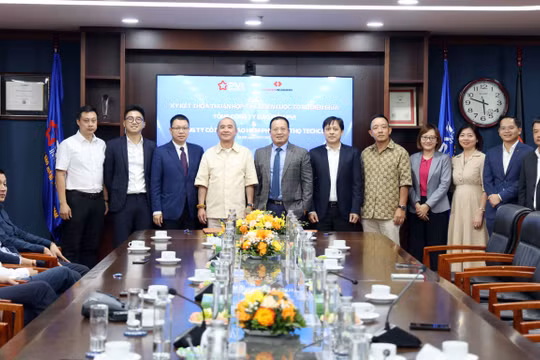 Bảo hiểm PVI ký kết hợp tác chiến lược toàn diện với công ty Bảo hiểm phi nhân thọ Techcom