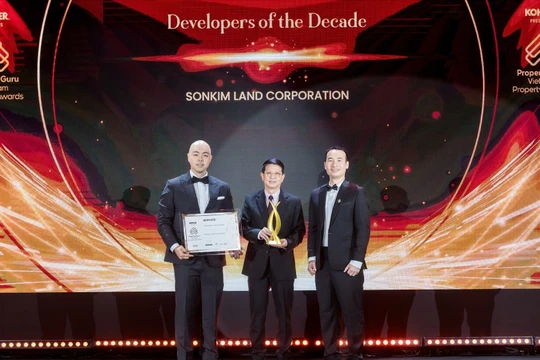 SonKim Land được vinh danh là ''chủ đầu tư của thập kỷ'' tại giải thưởng PropertyGuru 2024 