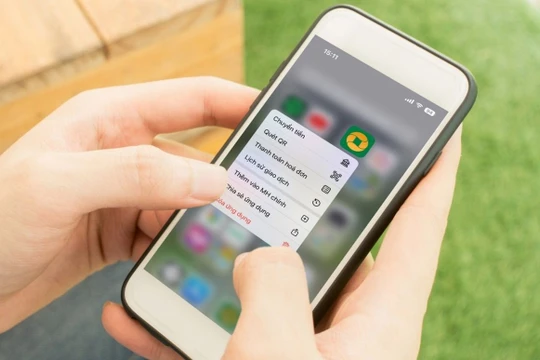 Khi ứng dụng ngân hàng số không chỉ để chuyển tiền 