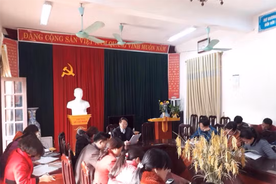 "Giáo viên ít đọc sách, không phải do họp hành liên miên!"