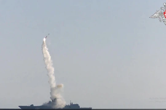 Hình ảnh thử nghiệm tên lửa được Bộ Quốc phòng Nga công bố ngày 19/7/2021 (Ảnh: RT)