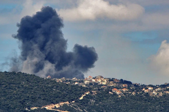 Cuộc không kích của Israel vào làng Sujoud ở Iqlim al-Toufah, miền Nam Lebanon ngày 22/3. Ảnh: Getty.