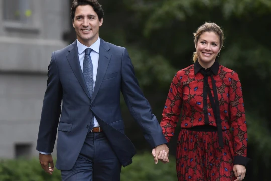 Bà Sophie Grégoire Trudeau cùng chồng, Thủ tướng Justin Trudeau (Ảnh: AP)