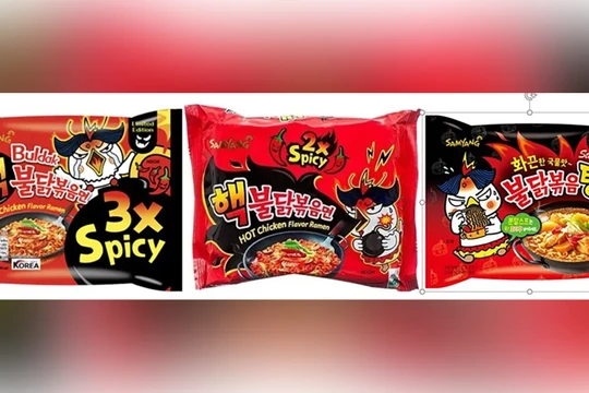 3 sản phẩm mì cay Hàn Quốc bị thu hồi ở Đan Mạch (Ảnh: CNN)