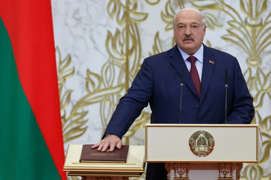 Ông Alexander Lukashenko nhậm chức Tổng thống Belarus, Minsk, Belarus ngày 25/3. Ảnh: Getty.