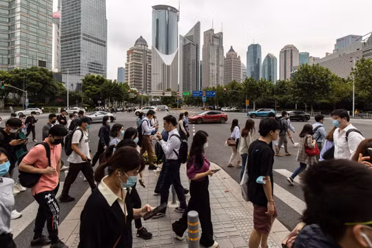 Đà phục hồi kinh tế của Trung Quốc hậu COVID đang có dấu hiệu chững lại (Ảnh: NYTimes)