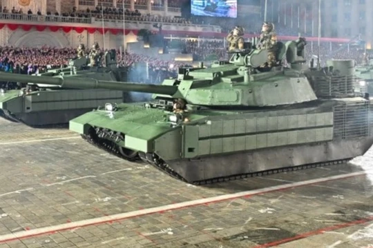 Xe tăng chiến đấu chủ lực Chonma-20 của Triều Tiên. Ảnh: MW.