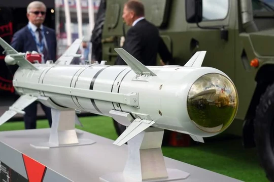 Tên lửa dẫn đường, có độ chính xác cao LMUR của quân đội Nga (Ảnh: Iz.ru)