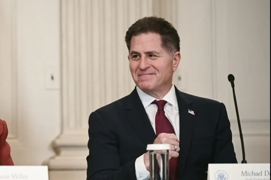 Đối với Michael Dell, khoản tiền 1.000 USD có ý nghĩa đặc biệt. Ảnh: AFP.