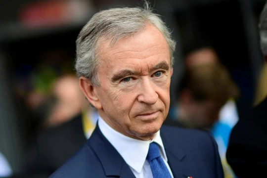 Bernard Arnault đã ví việc mua lại phương tiện truyền thông của mình với hoạt động từ thiện (Ảnh: WSJ)