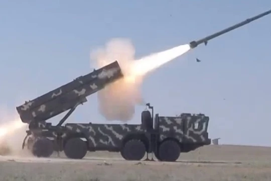 Hệ thống pháo phản lực Polonez của Belarus. Ảnh: MW.