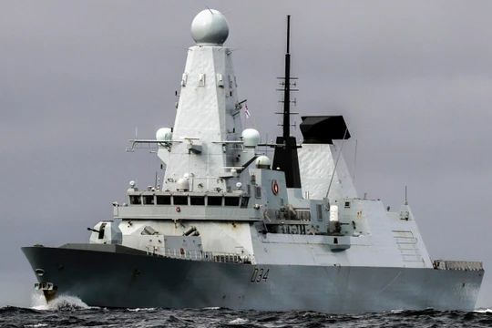 Tàu khu trục lớp Type 45 của Hải quân Hoàng gia Anh. Ảnh: MW.