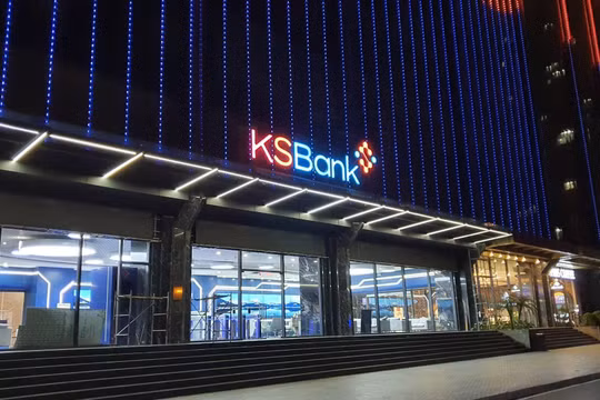 Logo KSBank bên ngoài toà nhà Sunshine Center tại Hà Nội