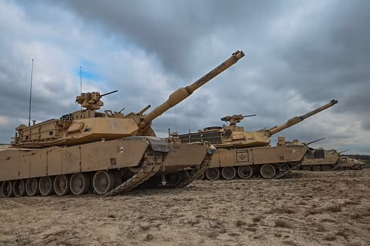 Xe tăng M1A2 do Mỹ sản xuất. Ảnh: Getty.