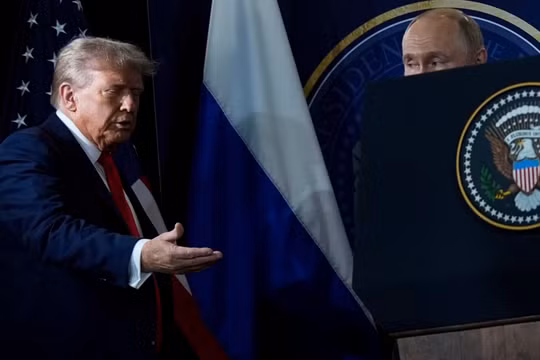 Tổng thống Mỹ Donald Trump và Tổng thống Nga Vladimir Putin đã gặp nhau vào đầu tháng này tại Anchorage, Alaska. Ảnh: WSJ.