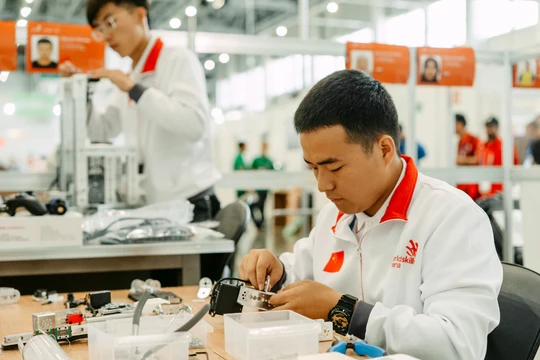 Nhu cầu thu hút nhân tài trẻ tuổi của các tập đoàn công nghệ lớn của Trung Quốc ngày càng tăng. Ảnh: WEF.