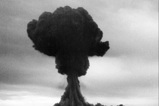 Vụ thử bom nguyên tử đầu tiên của Liên Xô, được Mỹ gọi là 'Tia chớp đầu tiên' hay 'Joe-1', diễn ra vào tháng 8/1949 (Ảnh: WSJ)