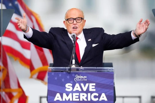 Luật sư riêng của ông Donald Trump, Rudy Giuliani (Ảnh: RT)