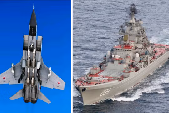 Chiến đấu cơ đánh chặn MiG-31 và tàu tuần dương lớp Kirov của Nga. Ảnh: MW.