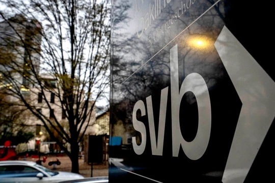 Khủng hoảng ngân hàng sau cú sập của SVB vẫn tiếp tục tác động tới hệ thống ngân hàng Mỹ (Ảnh: LATimes)